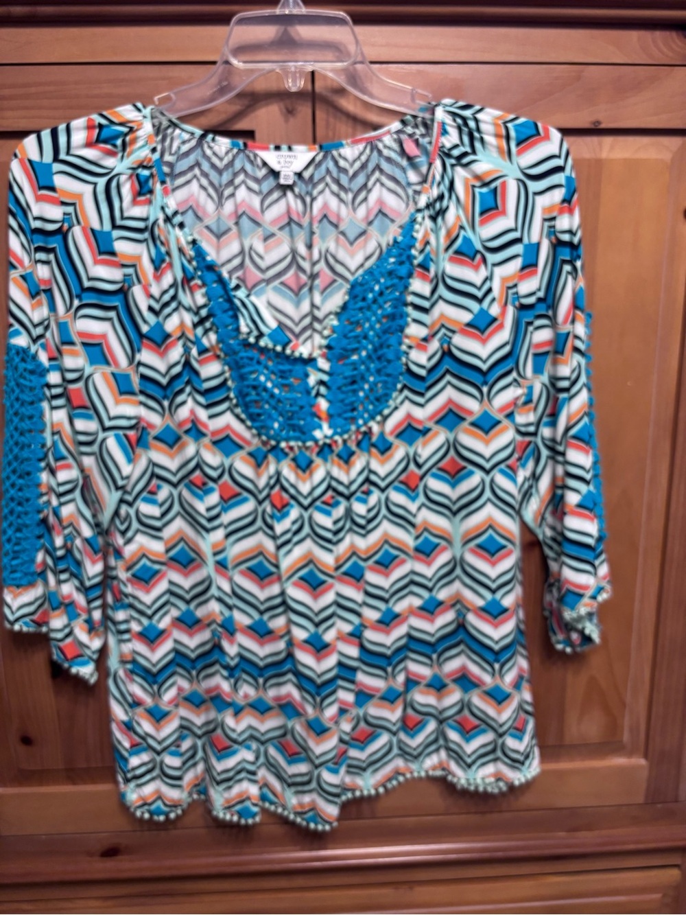 crown & ivy Teal, Coral & White Geometric Crochet-Trim Tunic